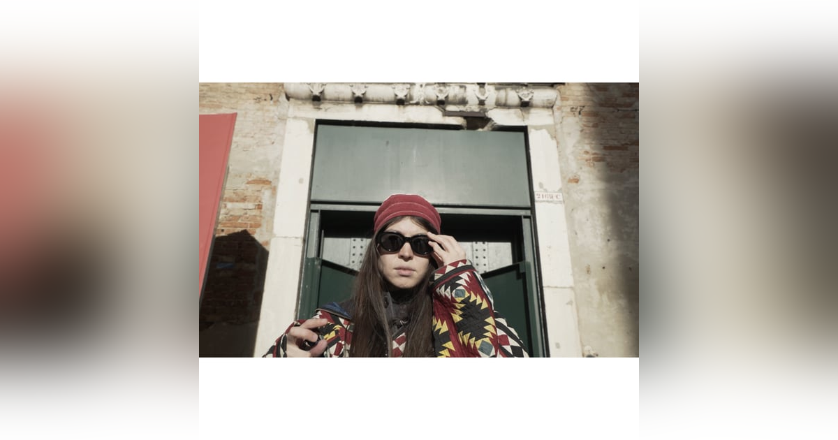 MÄMBET Kazakhstan's Answer to Kneecap MÄMBET Kazakhstan's Answer to Kneecap