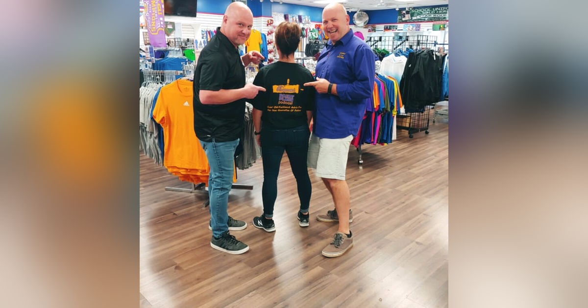 I'm talking Bigfoot, Bald Heads and Promotional Goods with SportNCenter's James-Adam McCants and giving away tickets to the Real Life Real Crime River Bash on Ep: 7 Chapmans Paint Place Podcast! I'm talking Bigfoot, Bald Heads and Promotional Goods with SportNCenter's James-Adam McCants and giving away tickets to the Real Life Real Crime River Bash on Ep: 7 Chapmans Paint Place Podcast!