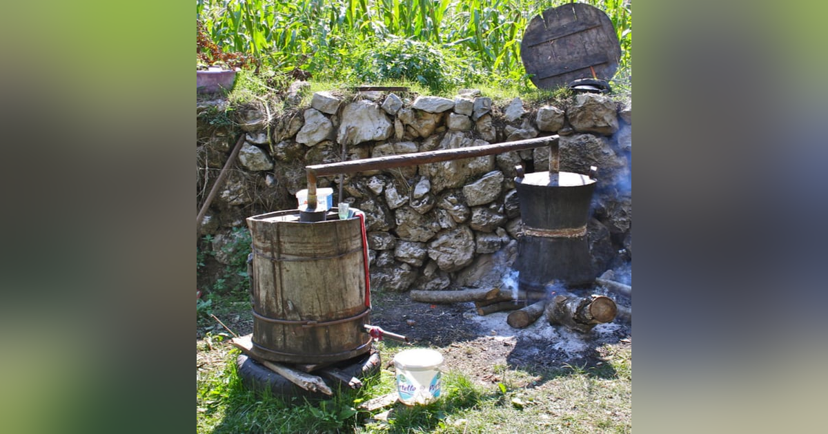 Joie de Eau de Vie with Sarah and Marko Suput Joie de Eau de Vie with Sarah and Marko Suput