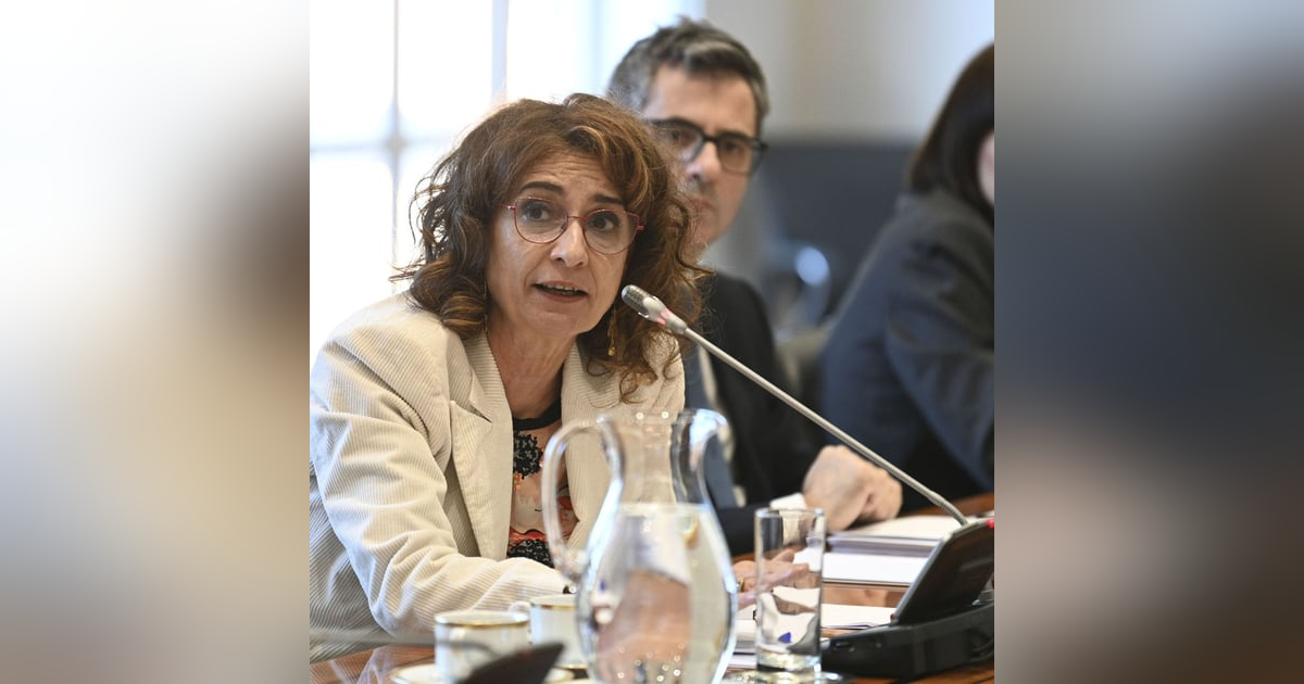 Prensa económica: El caos de la reforma fiscal puede tumbar el castigo a banca y Socimis Prensa económica: El caos de la reforma fiscal puede tumbar el castigo a banca y Socimis