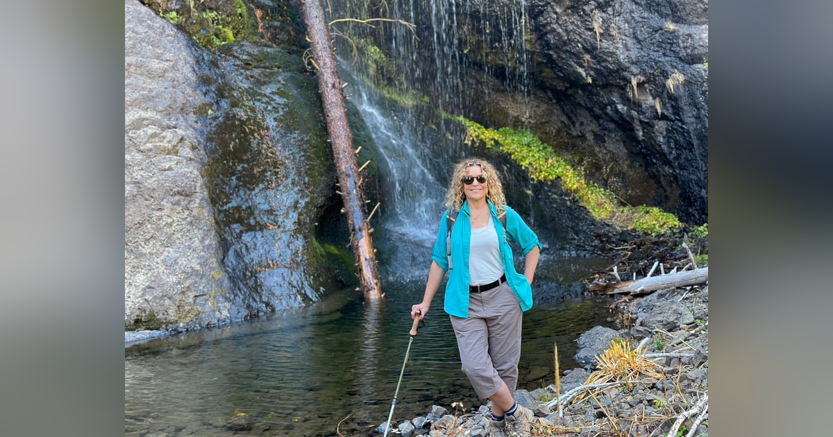 Laurie Glenn--Wake Up, America! Laurie Glenn--Wake Up, America!