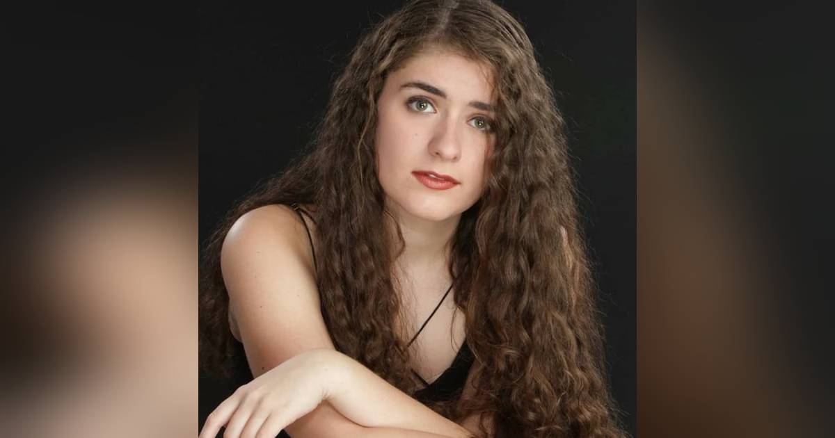 Meagan Allen Live from "The Bird's Nest" Meagan Allen Live from "The Bird's Nest"