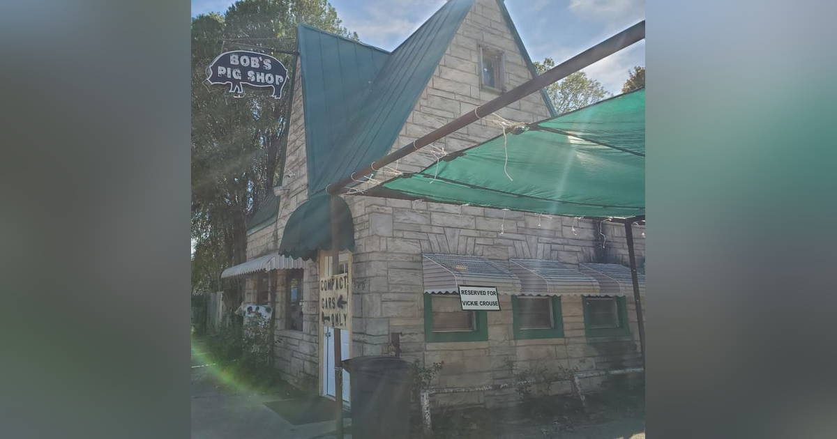 Bob’s Pig Shop - Pauls Valley, Oklahoma Bob’s Pig Shop - Pauls Valley, Oklahoma