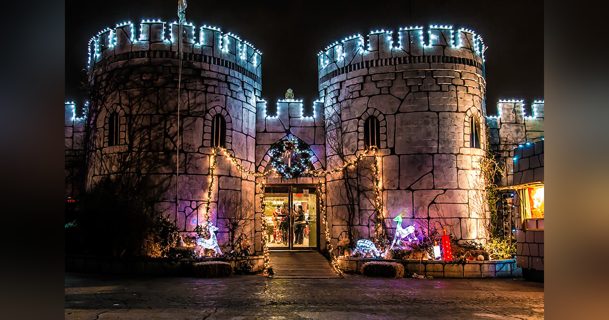 Christmas at the Muskogee Castle Christmas at the Muskogee Castle