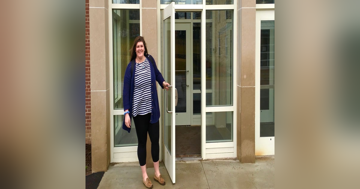 S3 Episode #48-"Hold Door Hold Door..." S3 Episode #48-"Hold Door Hold Door..."