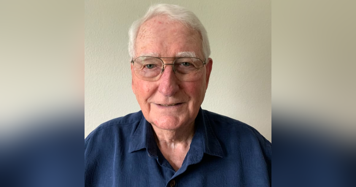 SoberNotMature - Episode 174 (Fr. Bill W. - Two Way Prayer & Three Way FOs) SoberNotMature - Episode 174 (Fr. Bill W. - Two Way Prayer & Three Way FOs)