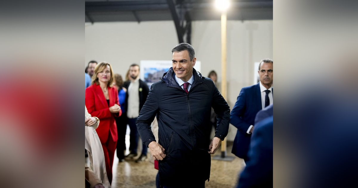 Resumen de prensa: Incluso 'El País' reconoce la parcialidad de la Ley Begoña para salvar al entorno de Sánchez Resumen de prensa: Incluso 'El País' reconoce la parcialidad de la Ley Begoña para salvar al entorno de Sánchez