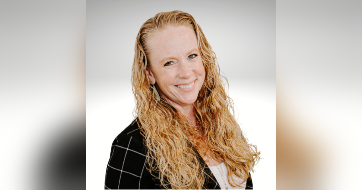 113 - Be the CEO of Your Life with Becca Powers 113 - Be the CEO of Your Life with Becca Powers