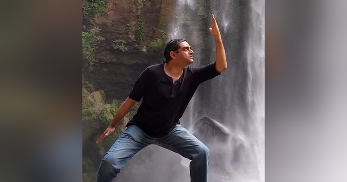 #107 S.M.I.L.E. to Reduce Stress - Sandeep Nath #107 S.M.I.L.E. to Reduce Stress - Sandeep Nath