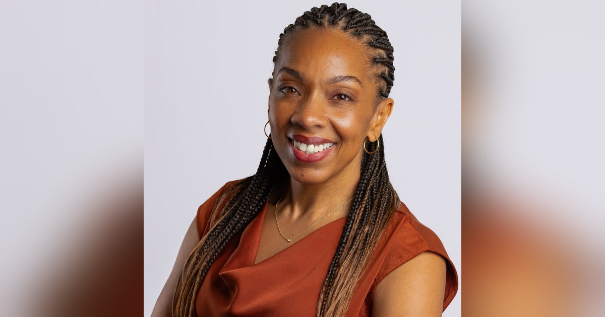 Courageous Conversations: Transforming Diversity in Leadership with Danielle Hawthorne Courageous Conversations: Transforming Diversity in Leadership with Danielle Hawthorne