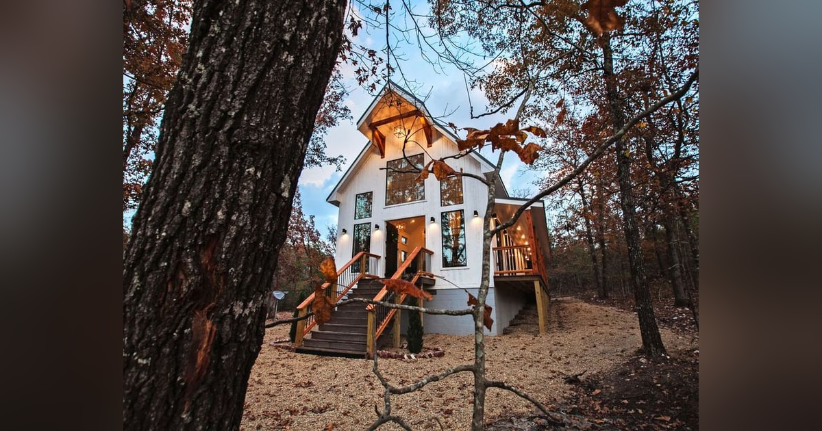 The Holder Hill Cabin - Broken Bow, Oklahoma The Holder Hill Cabin - Broken Bow, Oklahoma