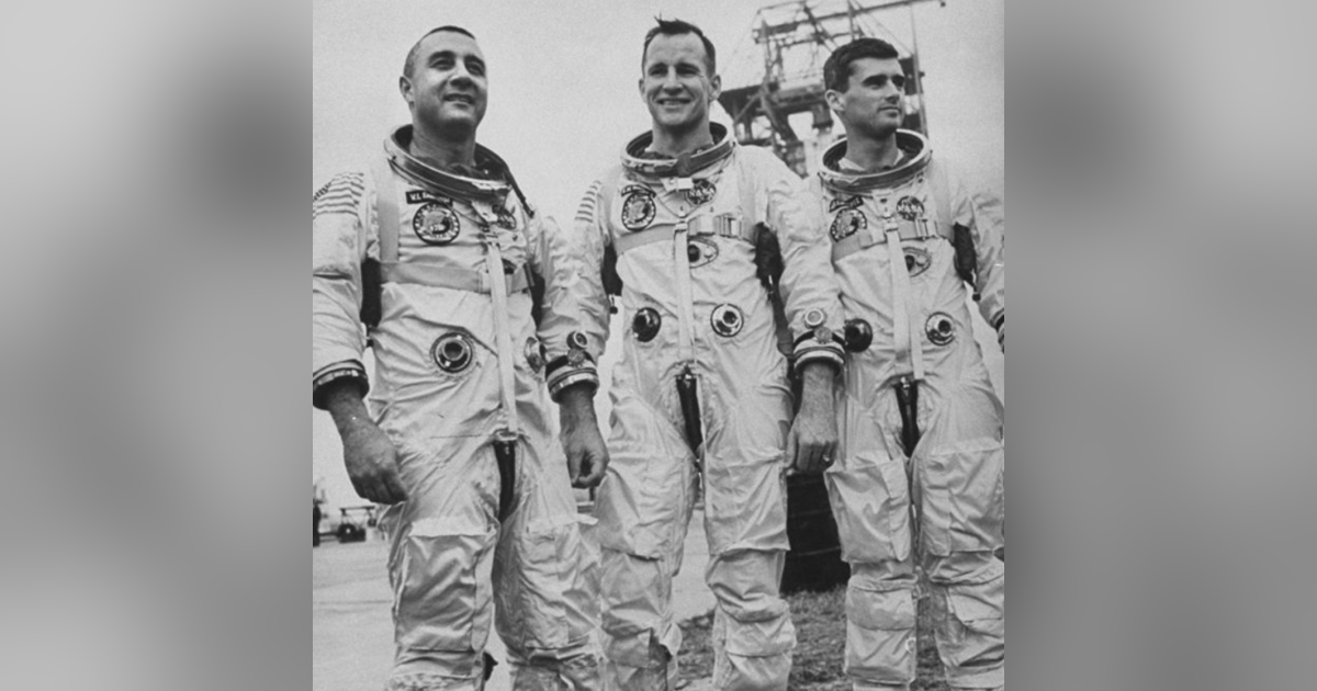 Apollo 1: The Tragedy That Put Us On The Moon Apollo 1: The Tragedy That Put Us On The Moon