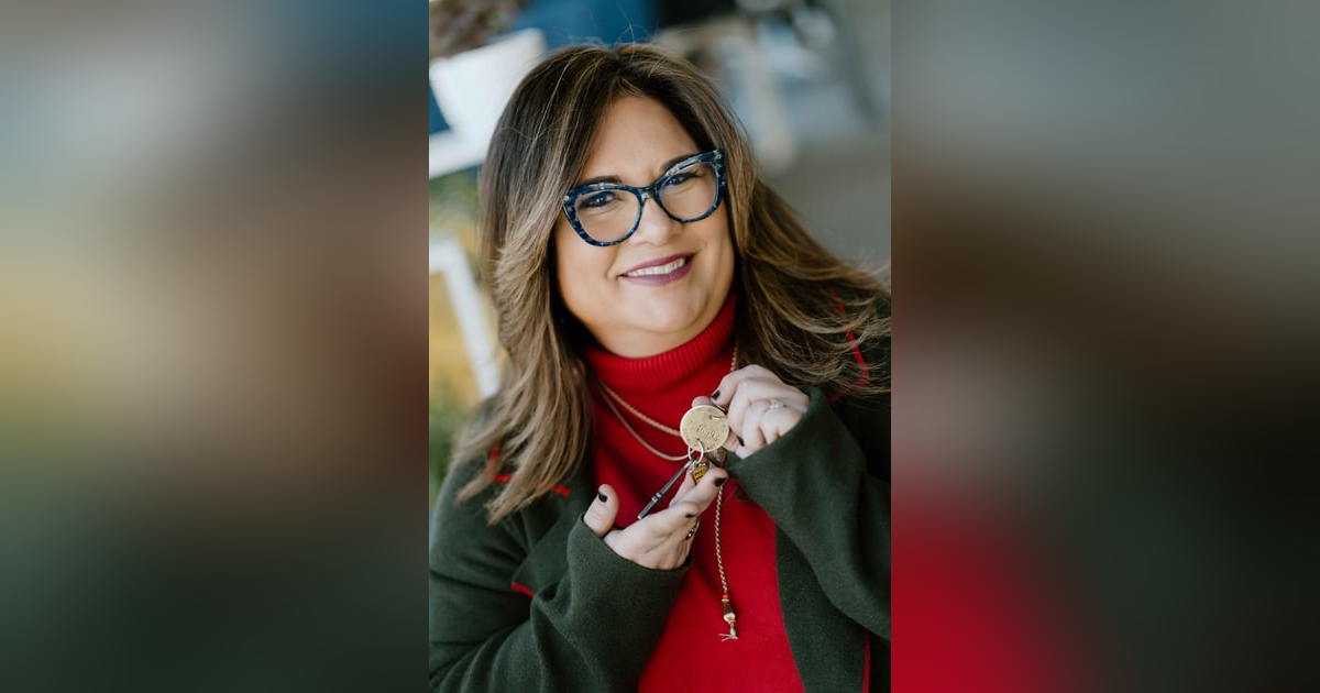 From Social Worker to Jewelry Artist: Melissa Panszi Riebe's Creative Evolution From Social Worker to Jewelry Artist: Melissa Panszi Riebe's Creative Evolution