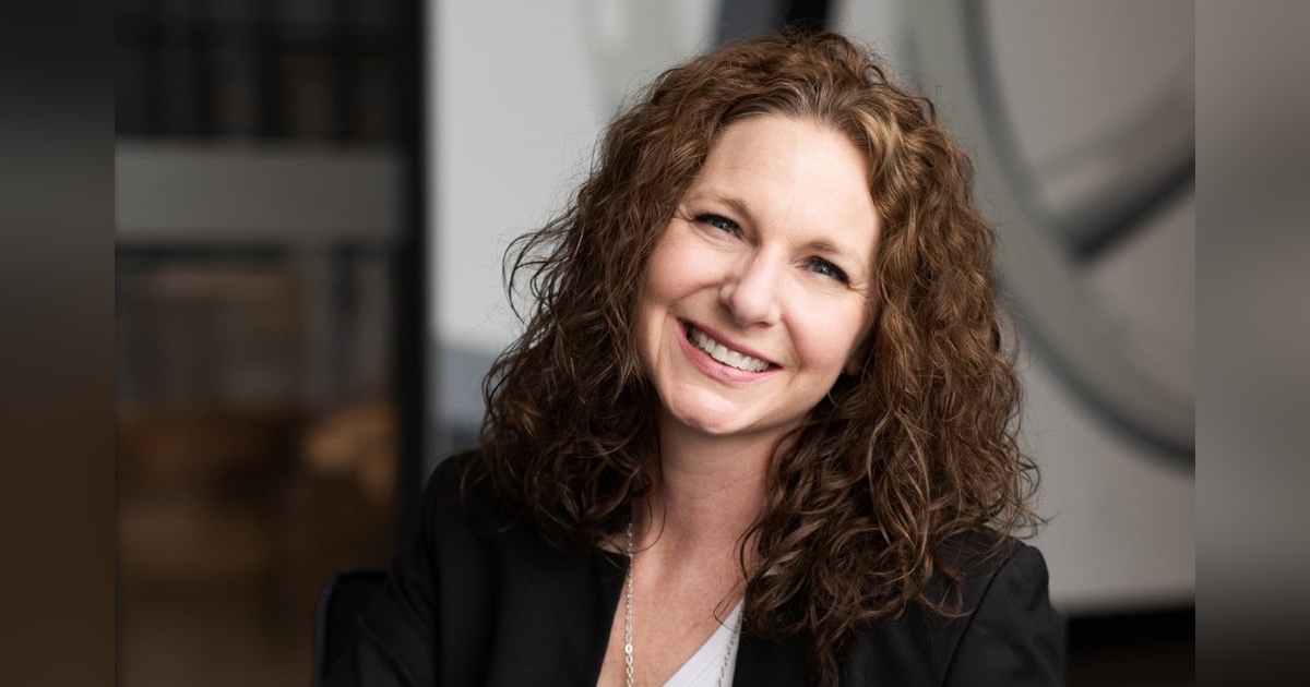Breaking the Invisibility Barrier: Danielle Joworski’s Tips for Women in Business Breaking the Invisibility Barrier: Danielle Joworski’s Tips for Women in Business