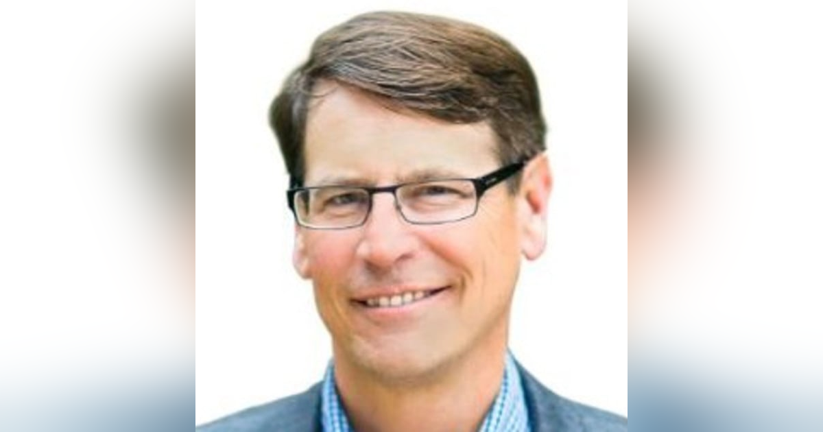 Elevating Your Career through Financial Education - David Lund, The Hotel Financial Coach Elevating Your Career through Financial Education - David Lund, The Hotel Financial Coach