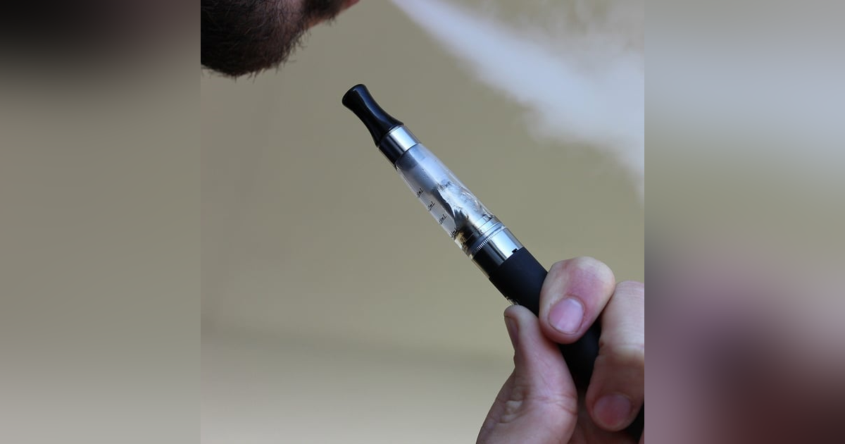 Senadores vão discutir regulamentação de cigarros eletrônicos no Brasil Senadores vão discutir regulamentação de cigarros eletrônicos no Brasil