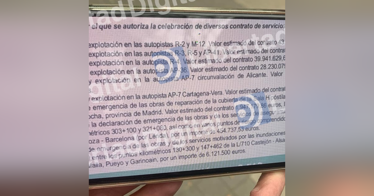 Tertulia de Dieter: El exdirector de Carreteras desmonta la coartada de Óscar Puente Tertulia de Dieter: El exdirector de Carreteras desmonta la coartada de Óscar Puente