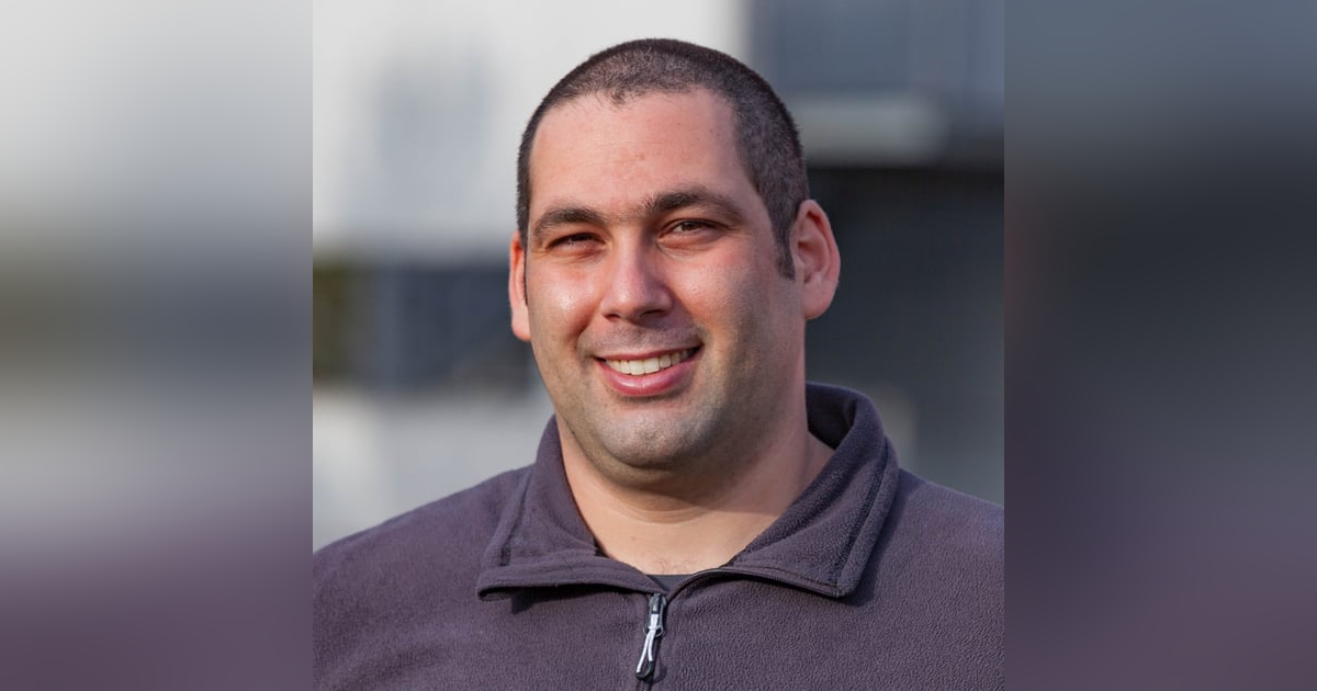 #24 Bonus LIVE episode - Amir Nakar, can academics network online too? #24 Bonus LIVE episode - Amir Nakar, can academics network online too?