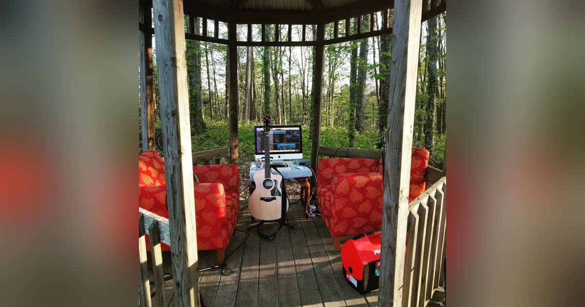 Special message from the Georgia Songbirds. Look for the Georgia vs Tennessee Songwriters Showdown Special message from the Georgia Songbirds. Look for the Georgia vs Tennessee Songwriters Showdown