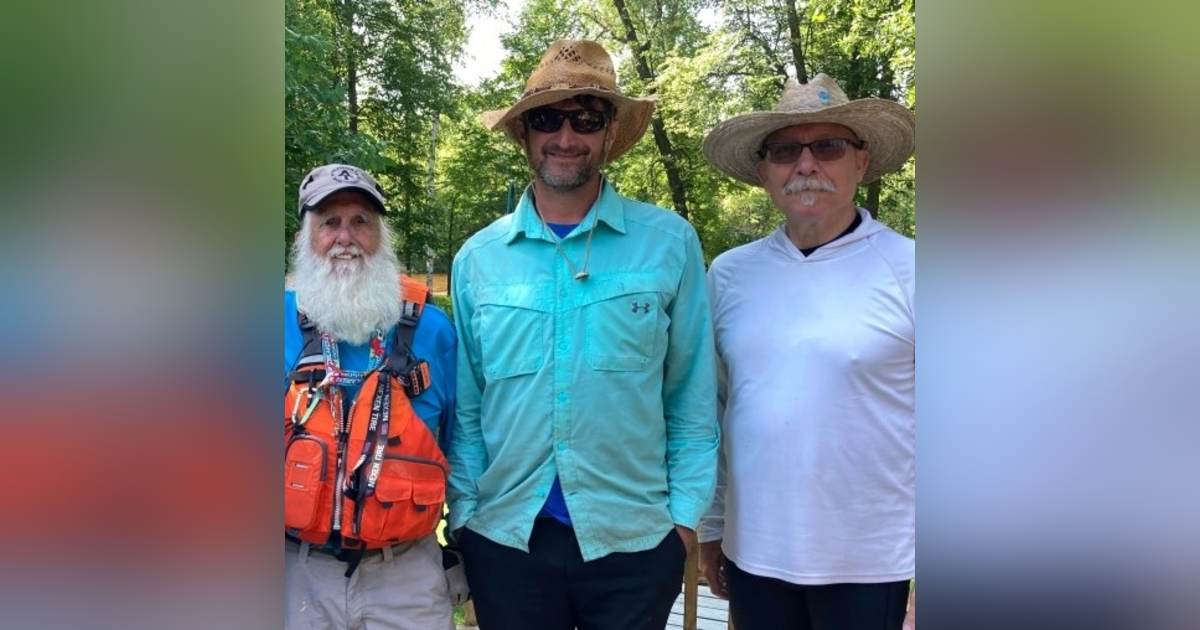#82 - Dale Greybeard Sanders Dan Faust and Matthew Briggs - Setting a World Record on the Mississippi River #82 - Dale Greybeard Sanders Dan Faust and Matthew Briggs - Setting a World Record on the Mississippi River