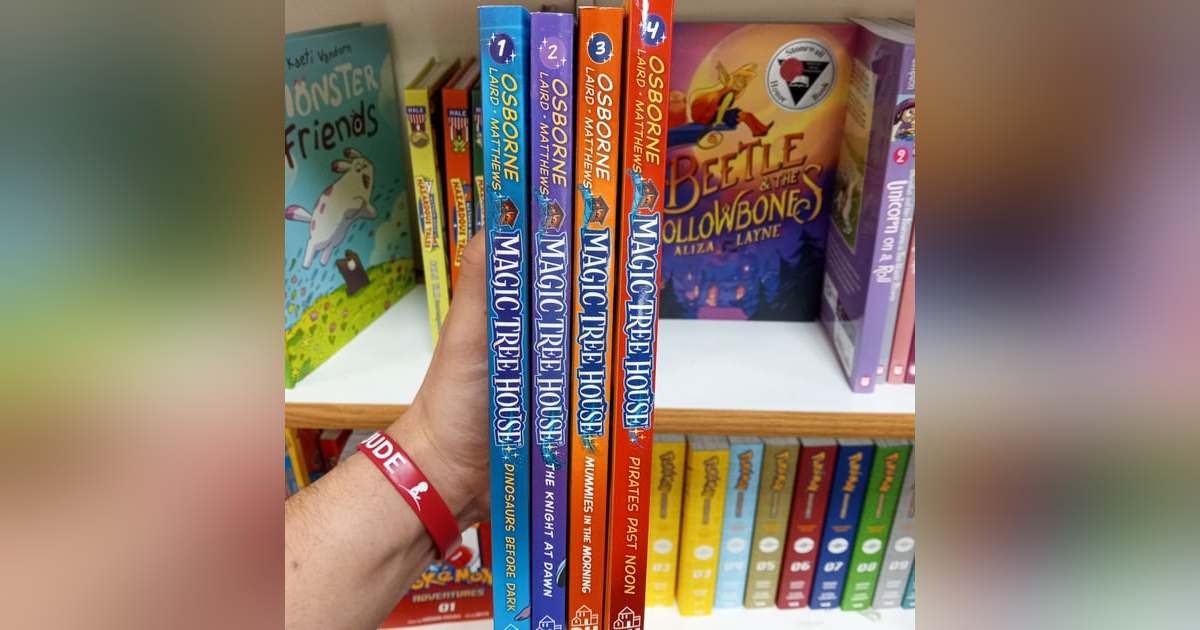 49. Magic Tree House Graphic Novel by Mary Pope Osborn Book Review 49. Magic Tree House Graphic Novel by Mary Pope Osborn Book Review