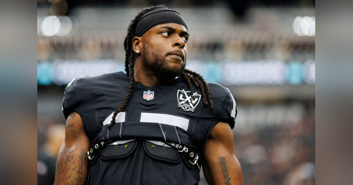 image for Why the Patriots Must Make the Bold Move for Davante Adams Now