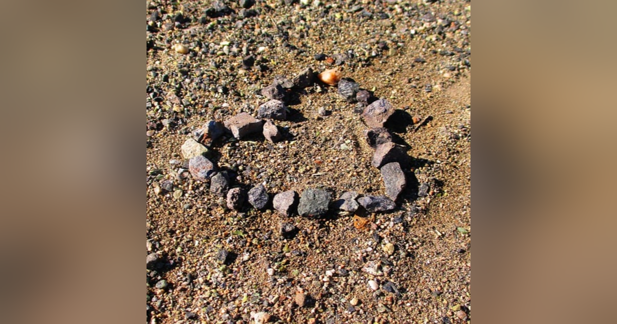 How to Woo Someone (Ask Your Dating Expert Suzie) How to Woo Someone (Ask Your Dating Expert Suzie)