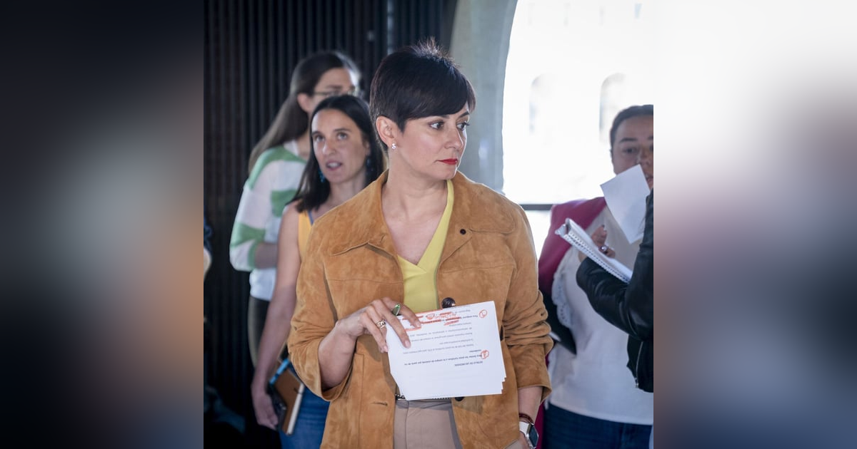 Prensa económica: Golpe al propietario, el PSOE anuncia un impuesto a las viviendas vacías y más subidas fiscales Prensa económica: Golpe al propietario, el PSOE anuncia un impuesto a las viviendas vacías y más subidas fiscales