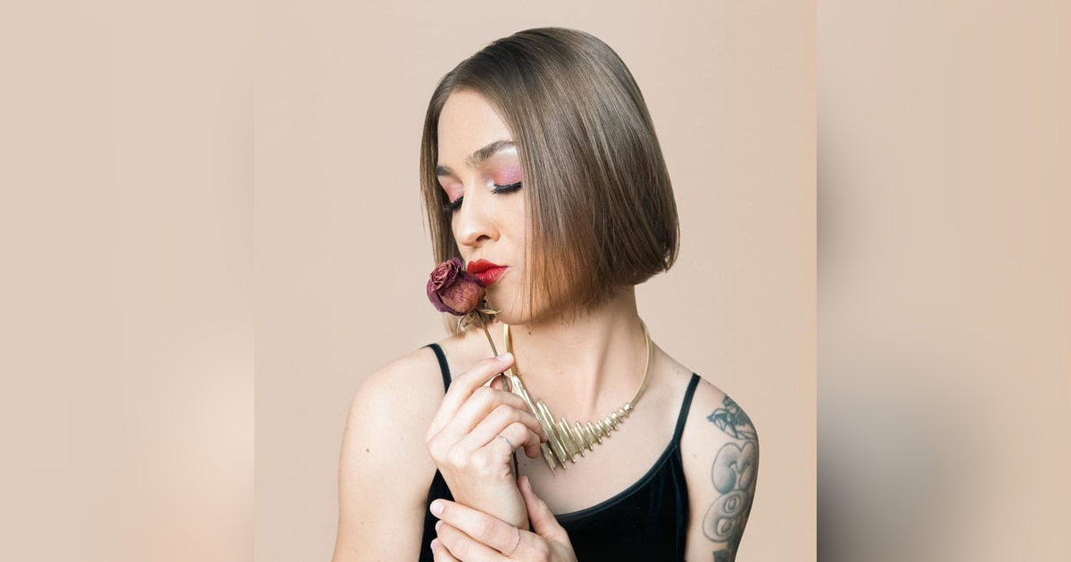 Brenda Carsey Live from the Digital Bird's Nest Brenda Carsey Live from the Digital Bird's Nest