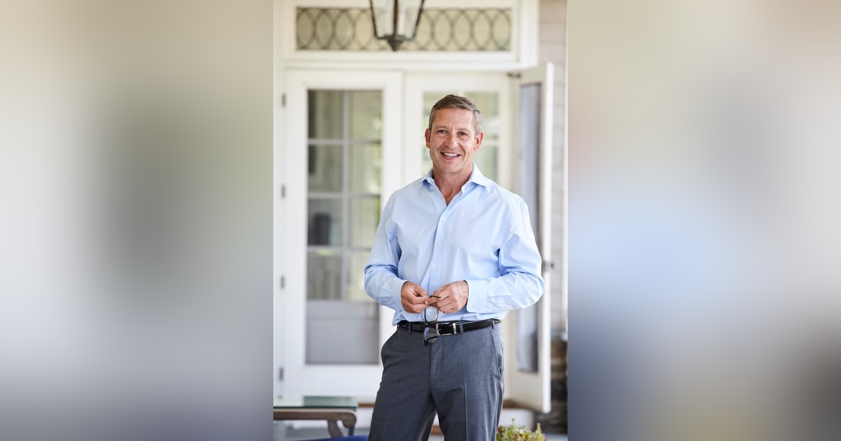 Finance to Luxury Real Estate Sales: Top-Producing Agent Rob Johnson on Breaking In Finance to Luxury Real Estate Sales: Top-Producing Agent Rob Johnson on Breaking In