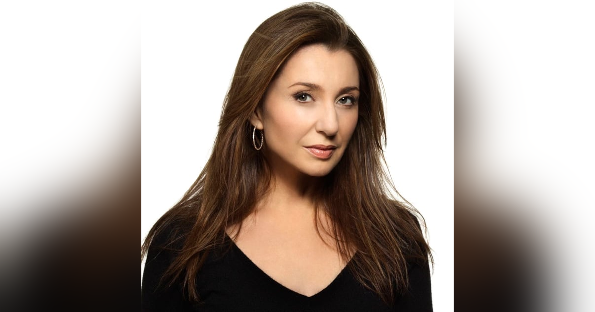 High School Poet: Donna Murphy Gets Literary High School Poet: Donna Murphy Gets Literary