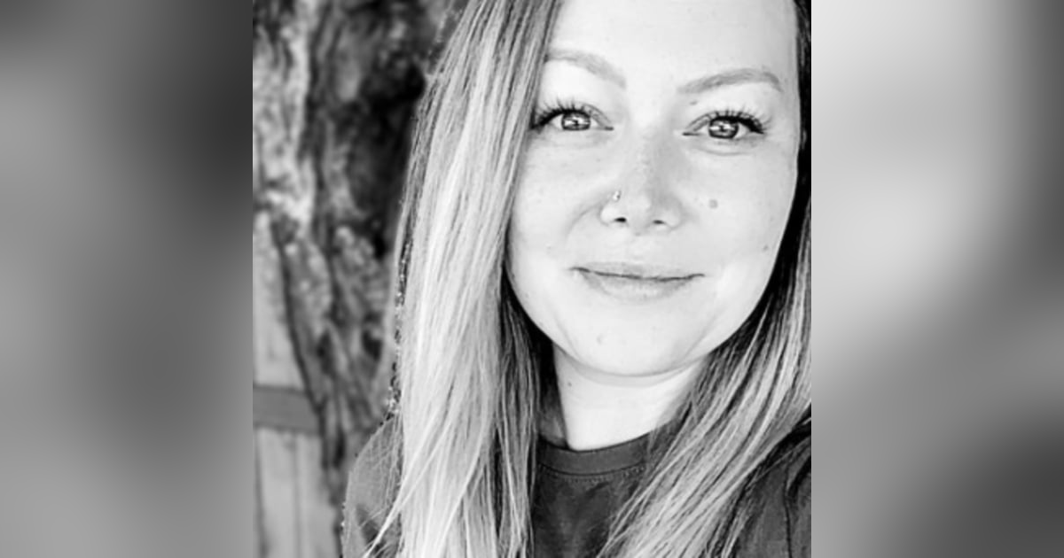 Mandy Capehart - Author & Grief Coach - Restorative Grief Mandy Capehart - Author & Grief Coach - Restorative Grief