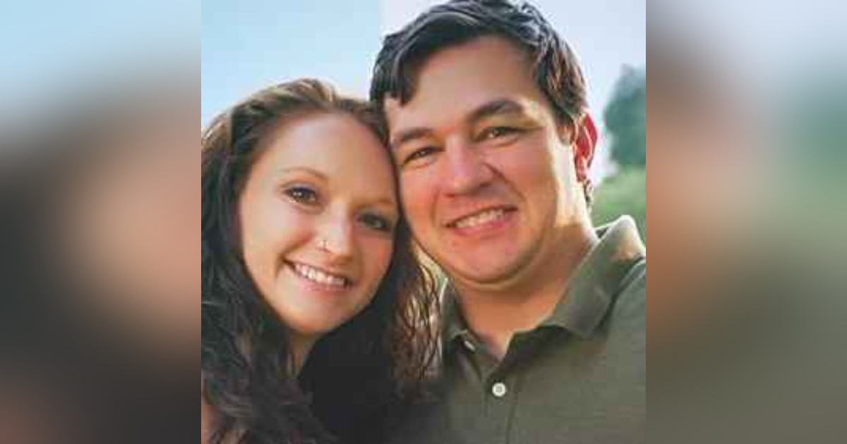 Cast Interview: Seeking Sister Wife's Ashley and Shane Sherwood Cast Interview: Seeking Sister Wife's Ashley and Shane Sherwood