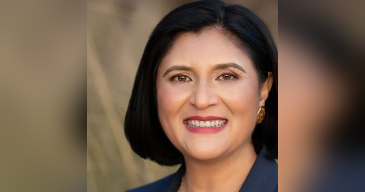 Episode 257 - Divya Parekh Provides Expertise On Advising Businesses and On Her Book, Expert To Influencer Episode 257 - Divya Parekh Provides Expertise On Advising Businesses and On Her Book, Expert To Influencer