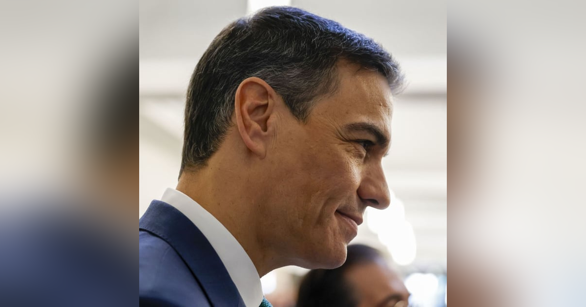 Las Noticias de La Mañana: El Estado dentro del Estado que ha creado Sánchez Las Noticias de La Mañana: El Estado dentro del Estado que ha creado Sánchez