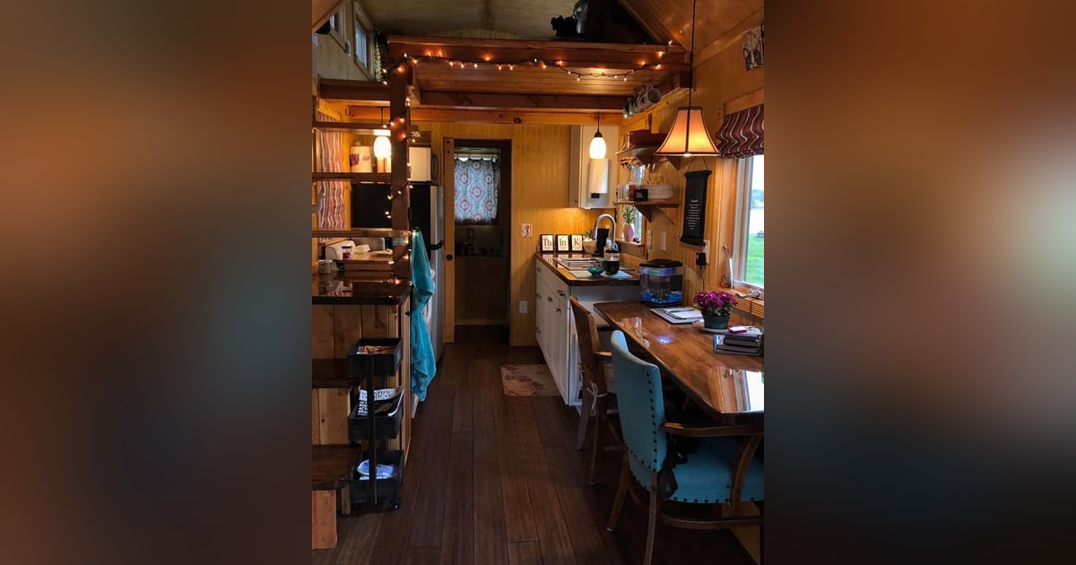 Tiny House Living, Minimalism, and the Simple Life: An Interview with Dia Tiny House Living, Minimalism, and the Simple Life: An Interview with Dia