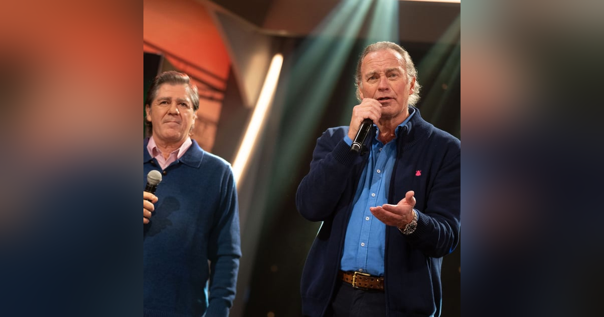 Crónica Rosa: Martín Pareja-Obregón rompe su silencio sobre su paternidad Crónica Rosa: Martín Pareja-Obregón rompe su silencio sobre su paternidad