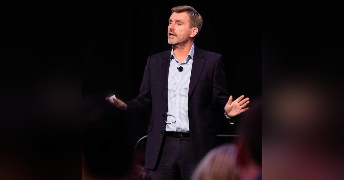 #14: Meaning vs balance, with work-life guru Nigel Marsh. #14: Meaning vs balance, with work-life guru Nigel Marsh.