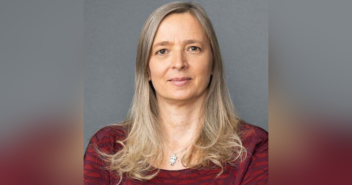 Helen Greiner, Co-founder of iRobot, Creator of the Roomba, and CEO of Tertill Corporation Flash Segment tertill.com Helen Greiner, Co-founder of iRobot, Creator of the Roomba, and CEO of Tertill Corporation Flash Segment tertill.com