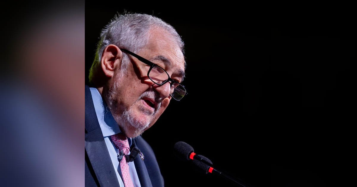 Federico a las 8: Pumpido, el camarlengo de Sánchez para maniatar a la Justicia Federico a las 8: Pumpido, el camarlengo de Sánchez para maniatar a la Justicia