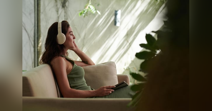 image for Theta Brain Waves: Your Gateway To The Subconscious