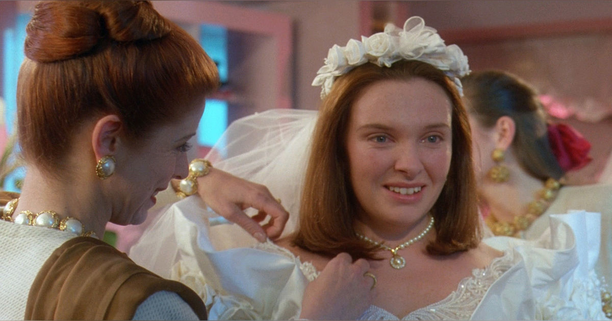 Midweek Mention... Muriel's Wedding Midweek Mention... Muriel's Wedding
