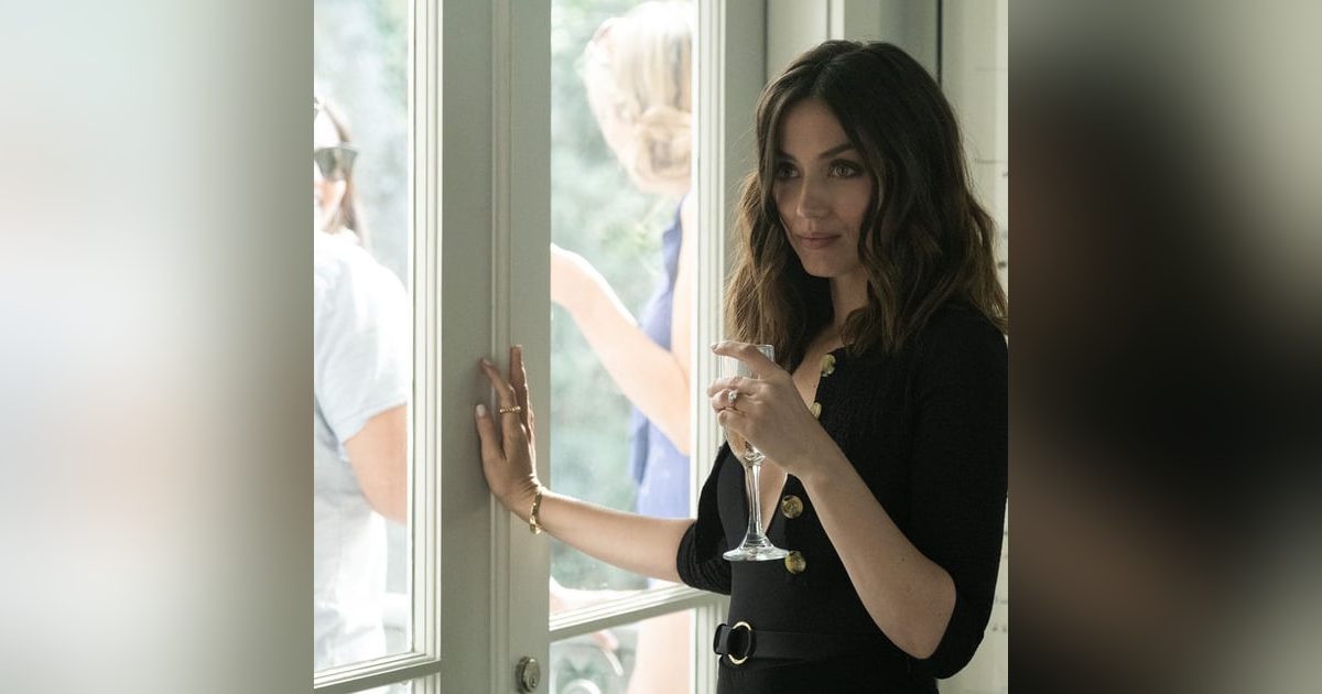 Crónica Rosa: Ana de Armas se codea con la dictadura castrista Crónica Rosa: Ana de Armas se codea con la dictadura castrista