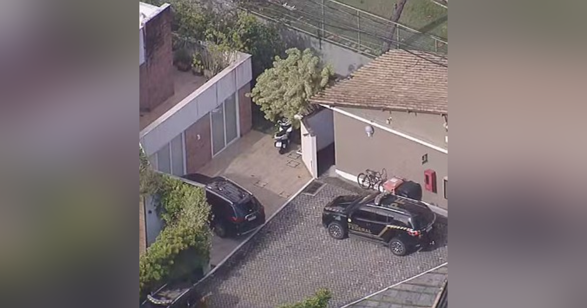 PF mira Carlos Bolsonaro em investigação sobre Abin paralela PF mira Carlos Bolsonaro em investigação sobre Abin paralela