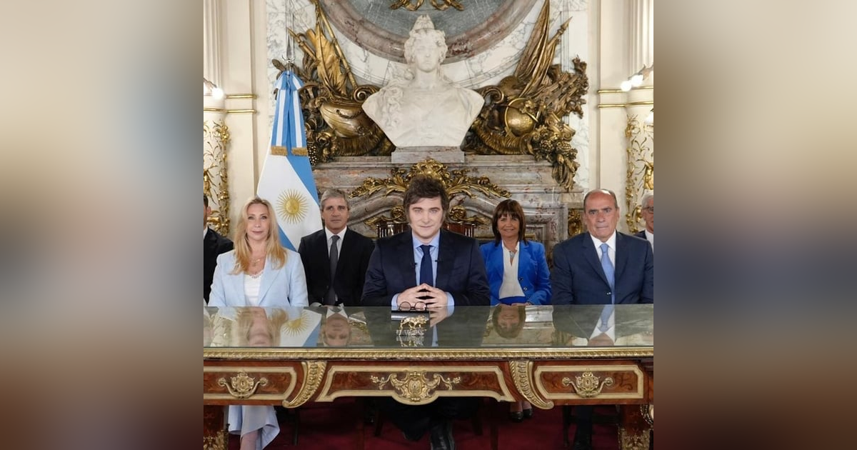 Prensa económica: Milei cumple un año en la Casa Rosada: todas las cifras clave del éxito argentino Prensa económica: Milei cumple un año en la Casa Rosada: todas las cifras clave del éxito argentino