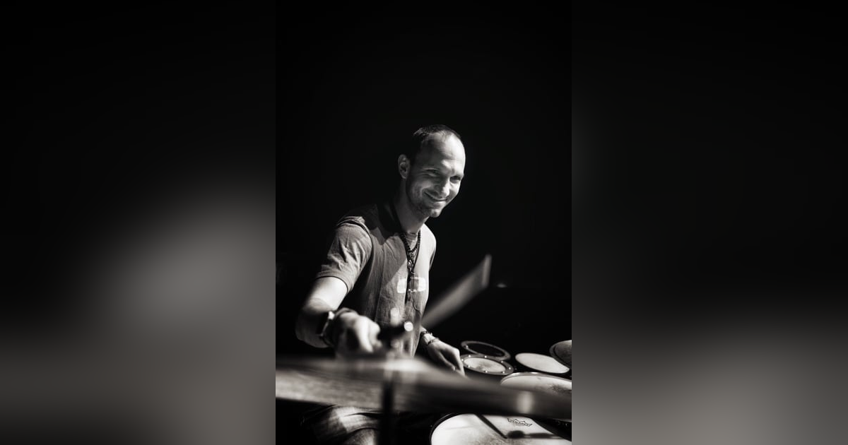 Relationship-building, personality development & being a supportive collaborator as a musician w/ Ferenc Nemeth Relationship-building, personality development & being a supportive collaborator as a musician w/ Ferenc Nemeth