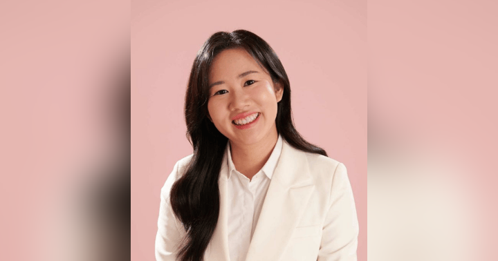 image for Dating After Heartbreak: When is it Time to Start Dating Again?