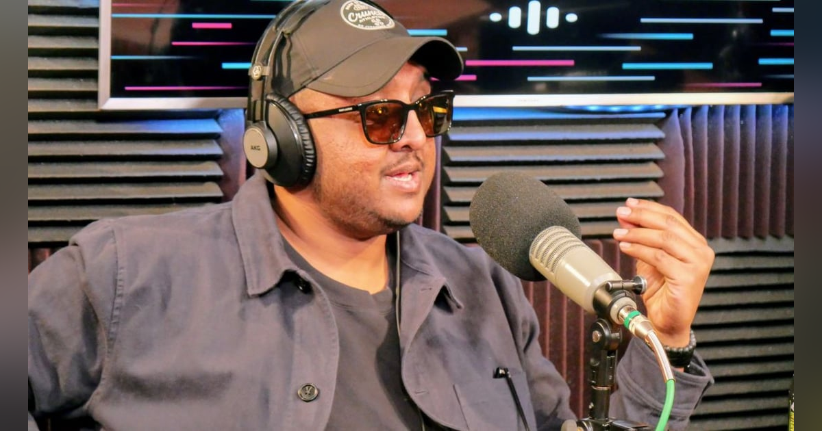 Ep 197: Entertainment, Scandal & Hope: White Label American on Surviving and Enjoying ft Ashwin Ep 197: Entertainment, Scandal & Hope: White Label American on Surviving and Enjoying ft Ashwin