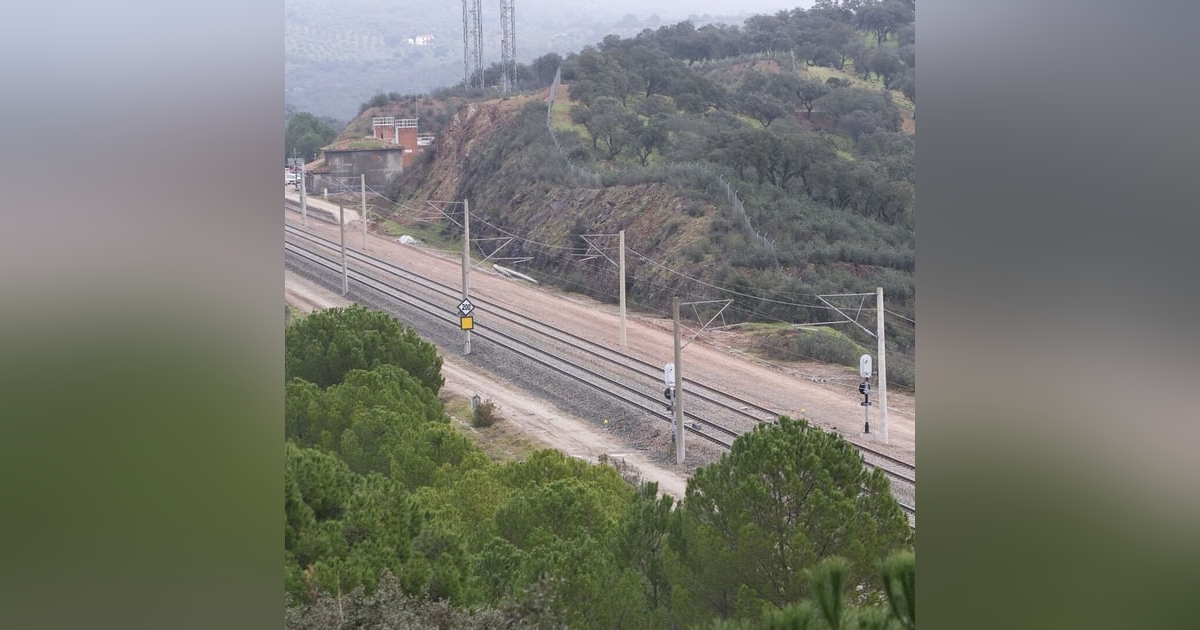 Las Noticias de La Mañana: La Guardia Civil no descarta sabotaje ni falta de mantenimiento en Adamuz Las Noticias de La Mañana: La Guardia Civil no descarta sabotaje ni falta de mantenimiento en Adamuz