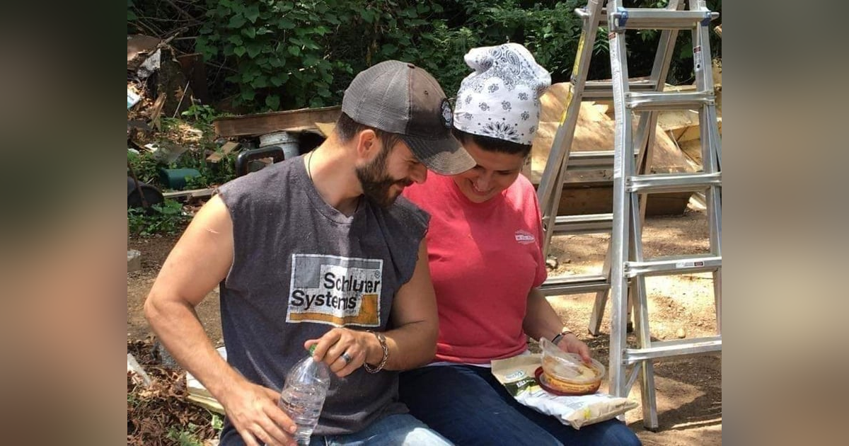 Rescuing Families: Married Contractors Build to Give Back Rescuing Families: Married Contractors Build to Give Back
